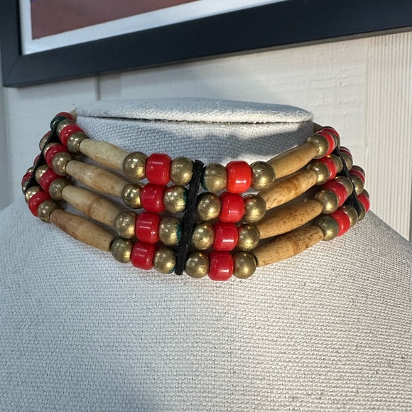 Bone bead ethnic 70’s southwest vibe choker necklace - Picture 5 of 7